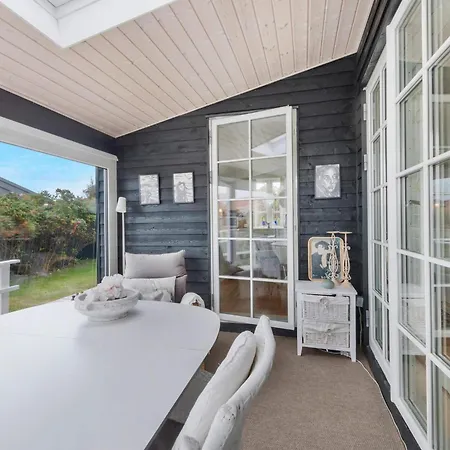 Charming Retreat In - By Traum Semesterbostad