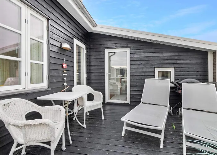 Charming Retreat In - By Traum