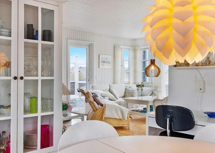 Charming Retreat In - By Traum *